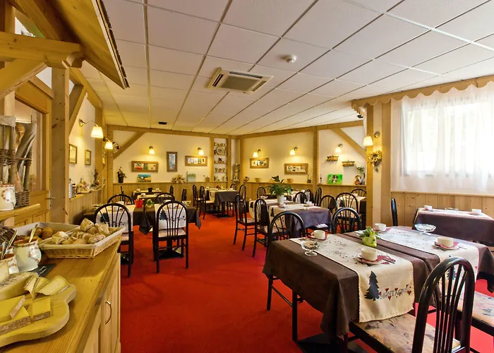 沿海酒店 3* 埃维昂莱班